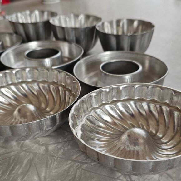 Aluminum Tart Tins Jello Molds Crafts vintage metal fluted cake cups lot of 9 - Picture 5 of 8